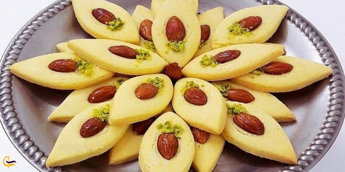 عکس نان بادامی سوغات قزوین
